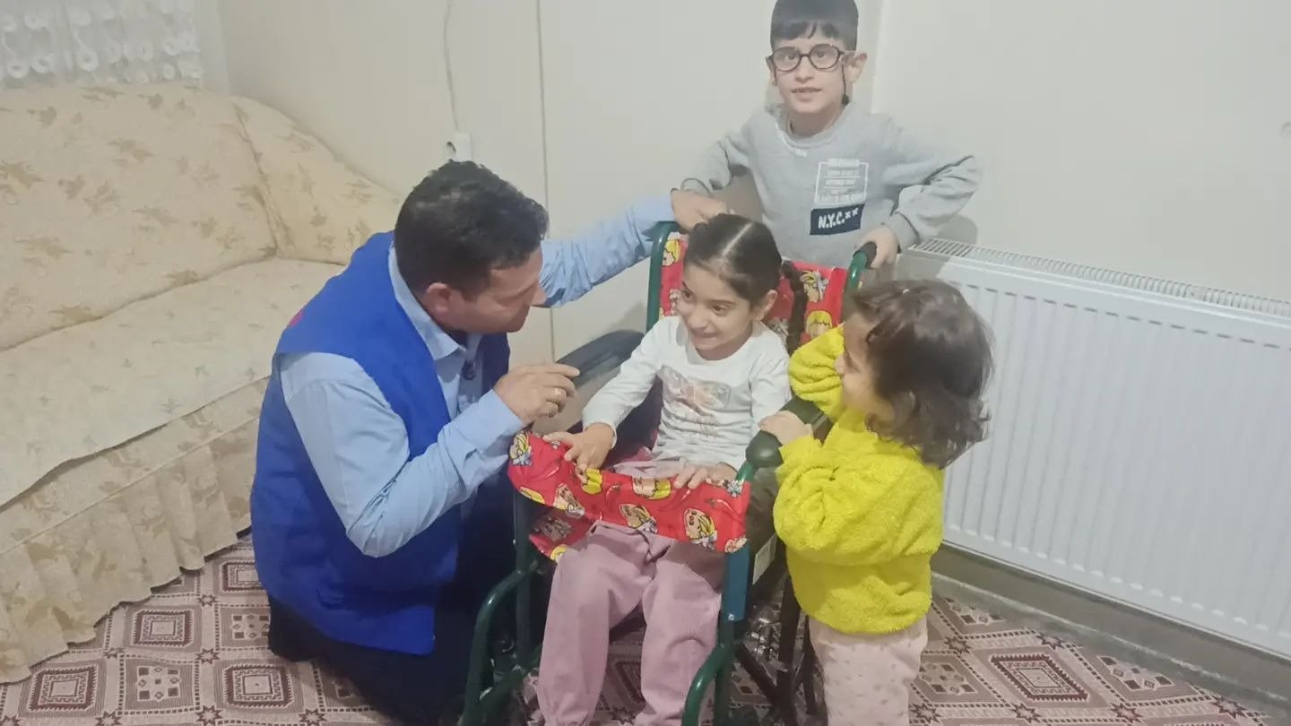 Kuşlar kadar hür olmaktı hayalim!